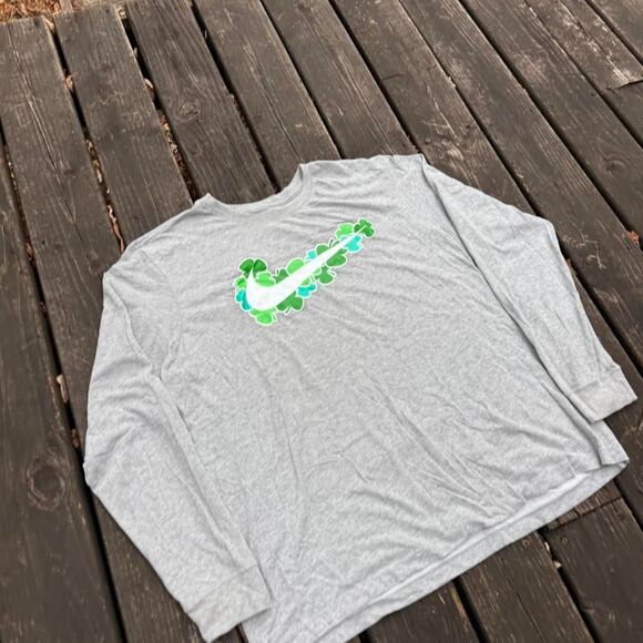 Grey Nike Graphic Longsleeve Shirt - Picture 6 of 8